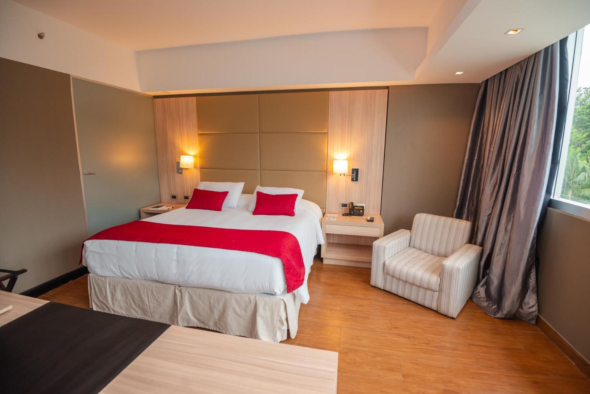 Savoy Hotel Encarnación Kültér fotó