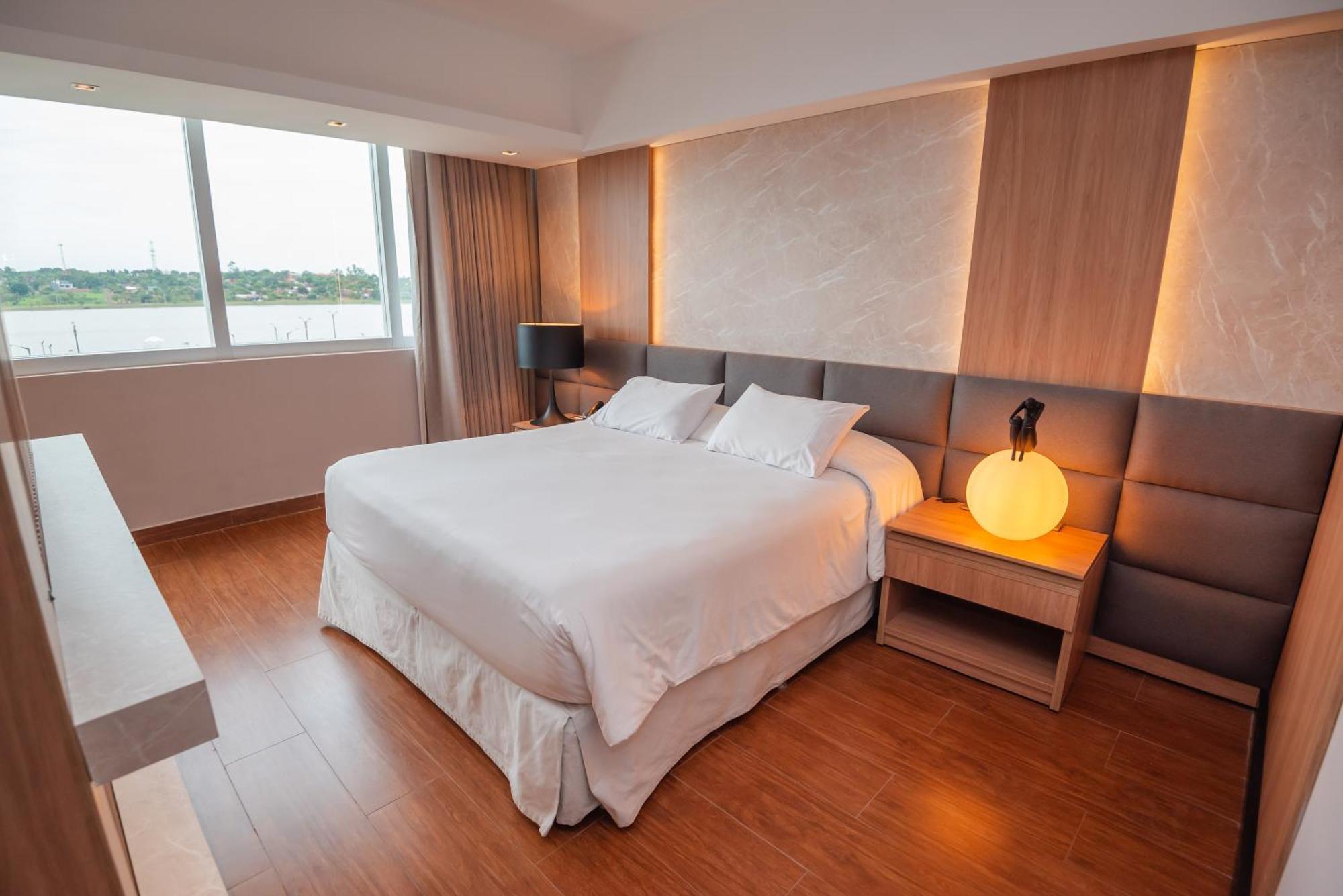Savoy Hotel Encarnación Kültér fotó